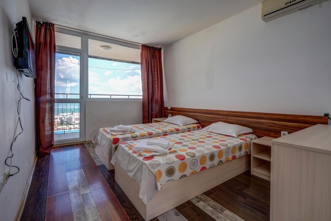 Saint George Hotel 1 Балчик Екстер'єр фото